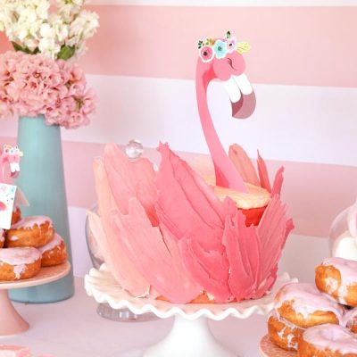 bolo aniversário flamingo